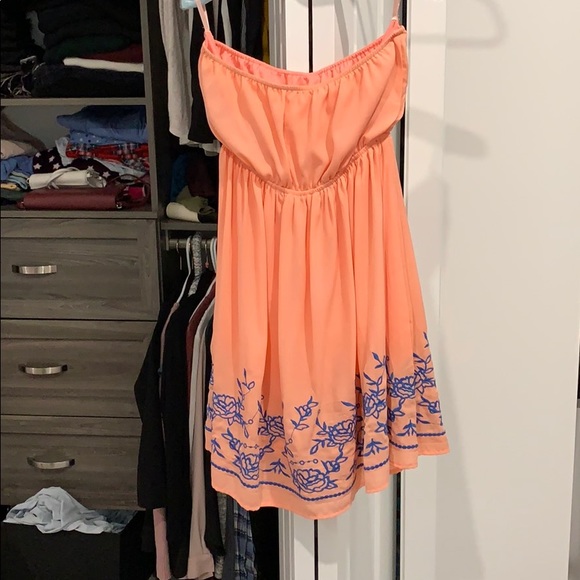 Strapless summer dress - Picture 2 of 4